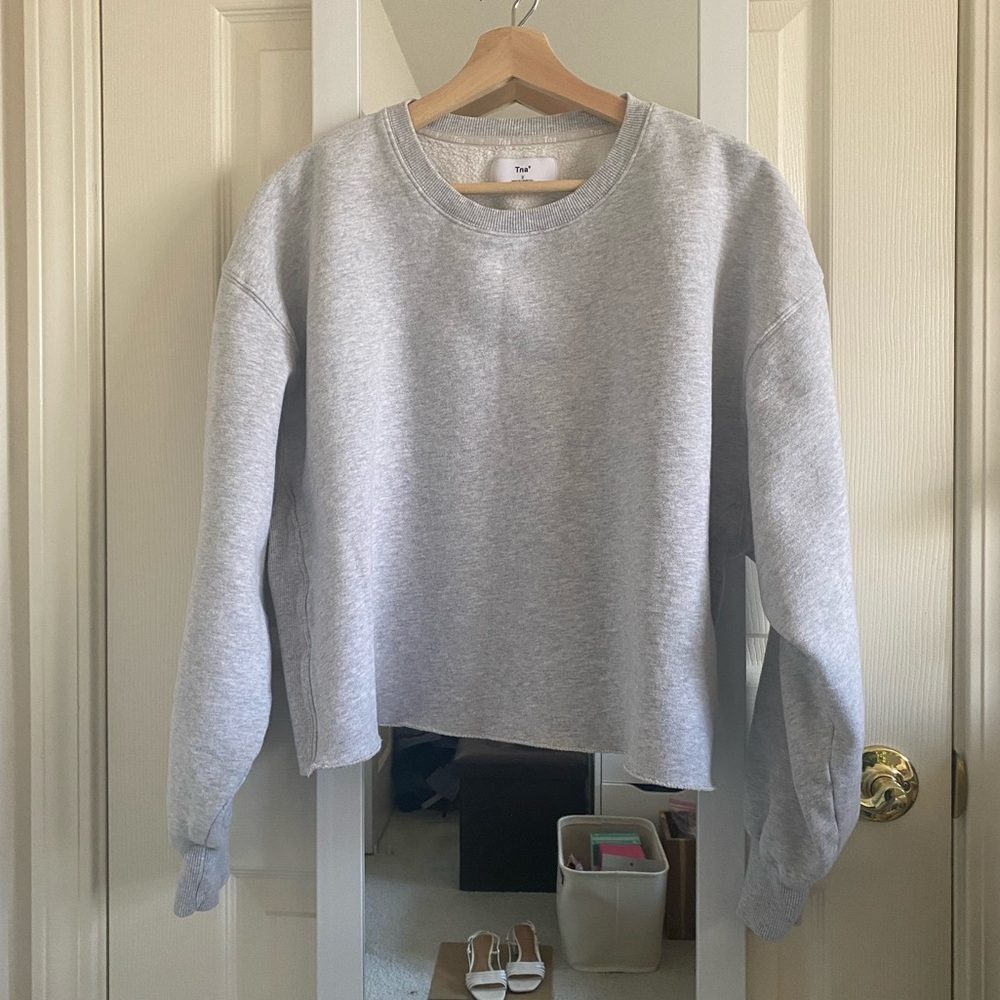 Aritzia Tna Cozyaf Boyfriend Cropped Sweatshirt 2 (S/M)